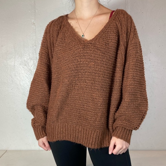 Universal Thread Chunky Knit Brown Fuzzy V Neck Sweater - Picture 1 of 11